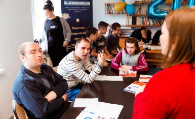 „Afaceri sociale ar trebui să fie mai multe în Republica Moldova.” Ce au învățat tinerii din Călărași despre antreprenoriatul social